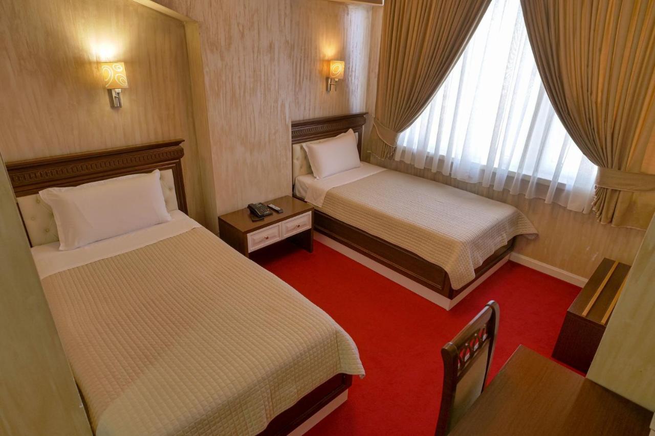 Rozafa Hotel Shkoder Luaran gambar