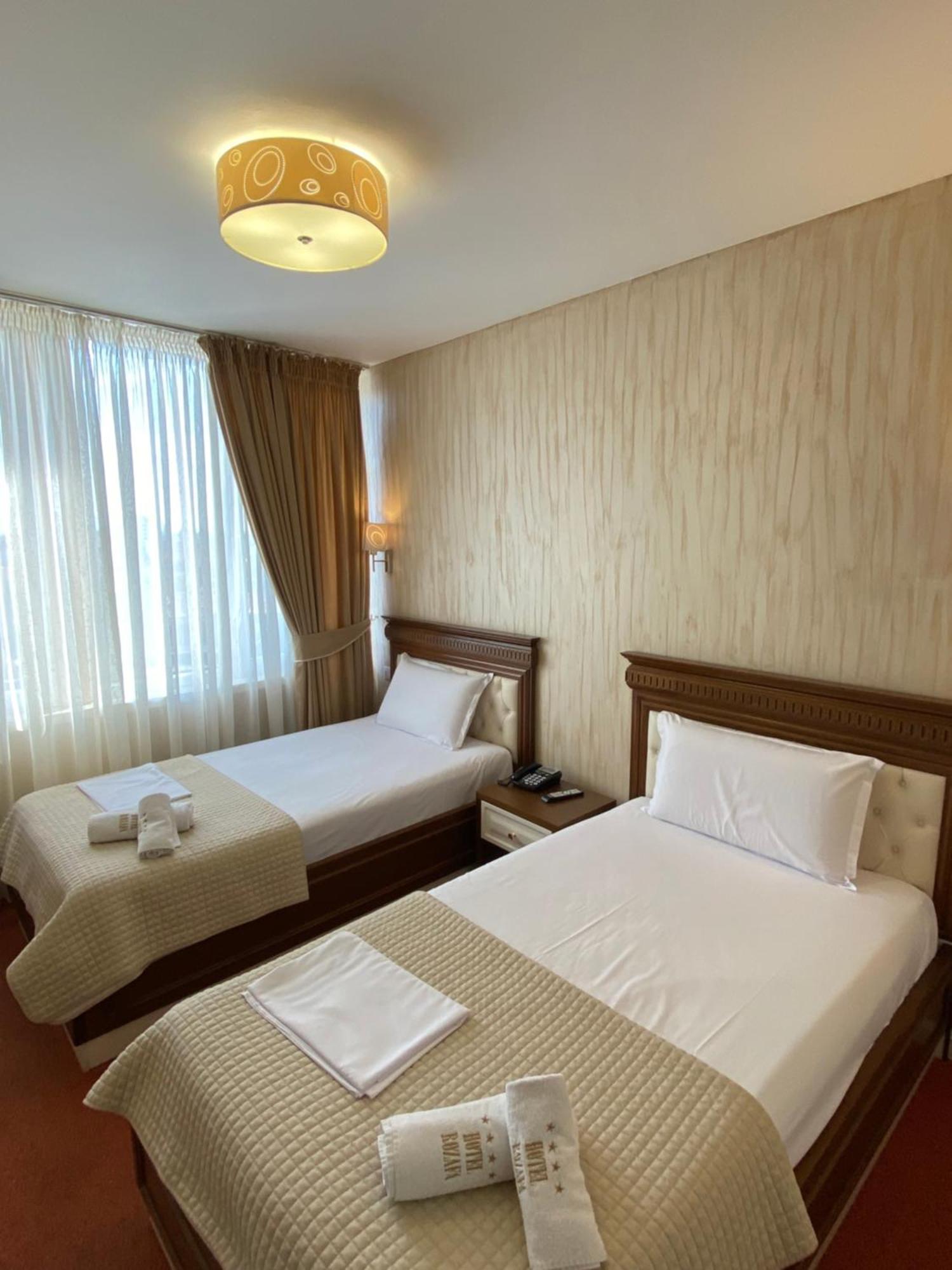 Rozafa Hotel Shkoder Luaran gambar