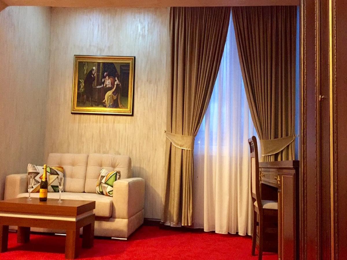 Rozafa Hotel Shkoder Luaran gambar
